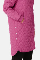 Gewatteerde jas ART06 | Magenta Haze | Coat | Ilse Jacobsen