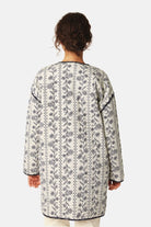 Gewatteerde Jas OTTOMAQUILT04P | White Wildflower | Jacket | Ilse Jacobsen