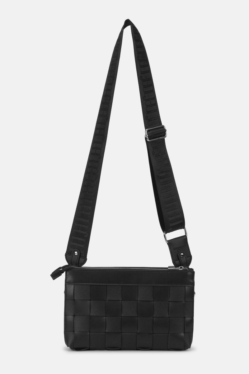 Gevlochten Cross-Body Tas CHIP12 | Black | Bag | Ilse Jacobsen