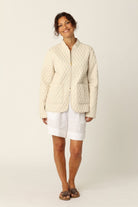 Korte Gewatteerde Jas ALLY07 | Kit | Jacket | Ilse Jacobsen