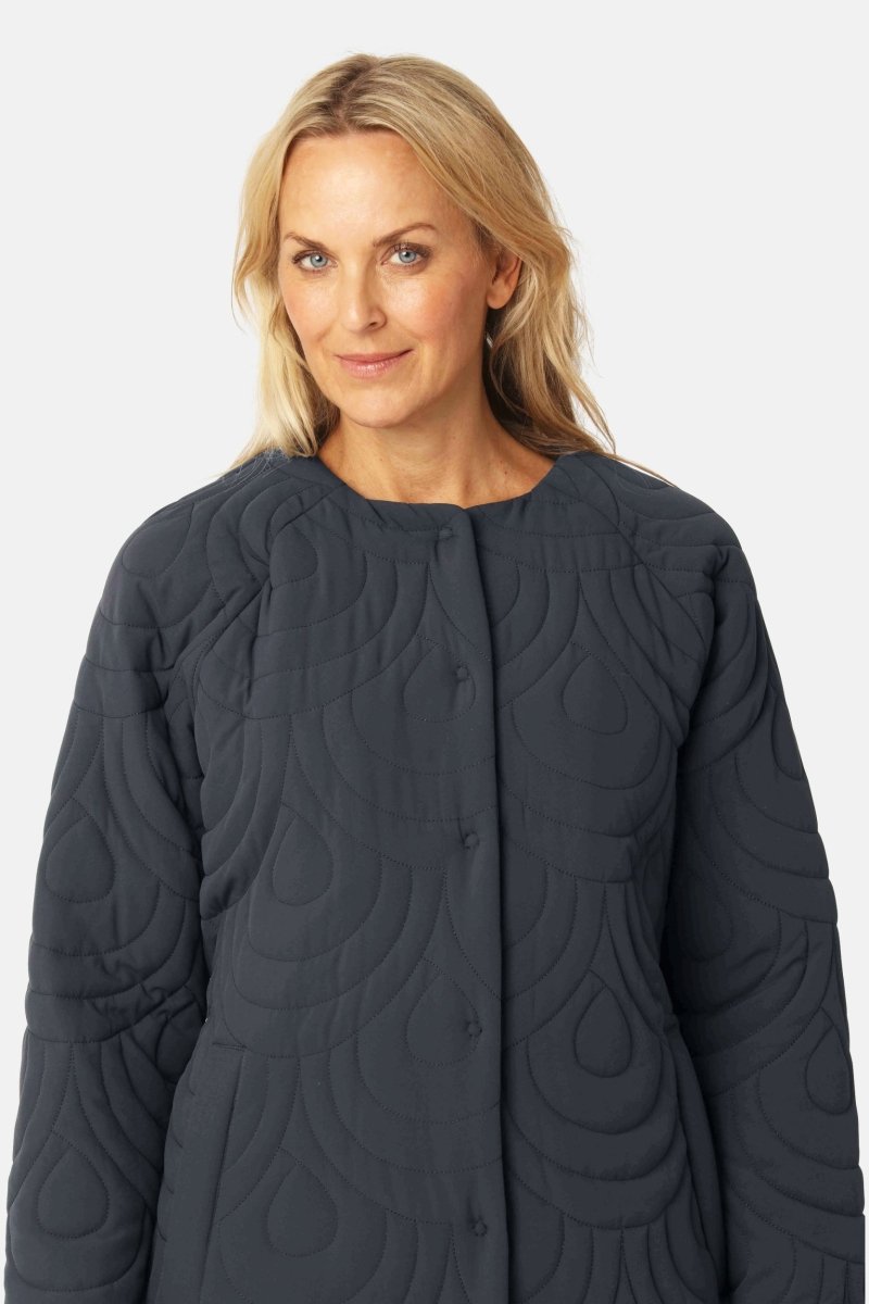 Lang Gewatteerde Jas BLOSSOM01 | Dark Indigo | Jacket | Ilse Jacobsen