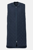 Lange gewatteerde bodywarmer ART25 | Dark Indigo | Jacket | Ilse Jacobsen