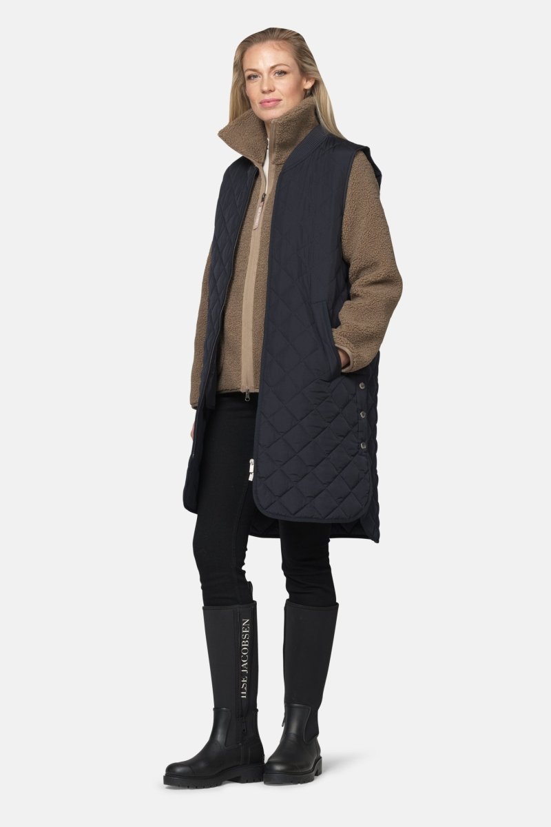 Lange gewatteerde bodywarmer ART25 | Dark Indigo | Jacket | Ilse Jacobsen