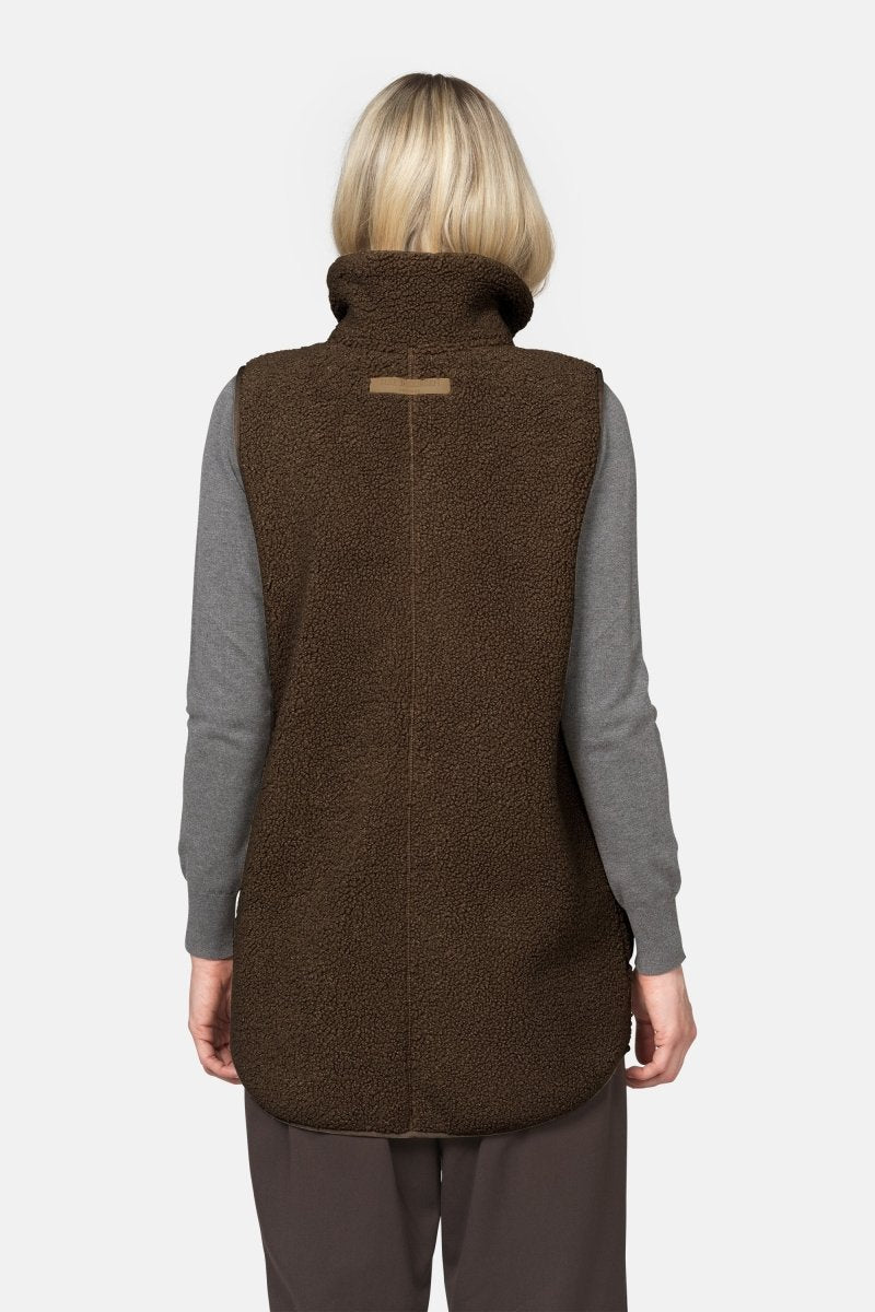 Lange teddy bodywarmer BONDEDPILE02 | Chocolate Torte | Jacket | Ilse Jacobsen