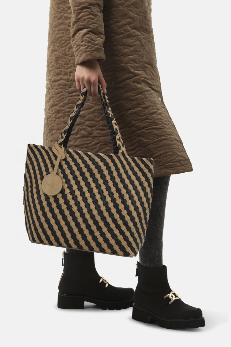 Reversible Tote bag BAG06C | Incense Black | Bag | Ilse Jacobsen