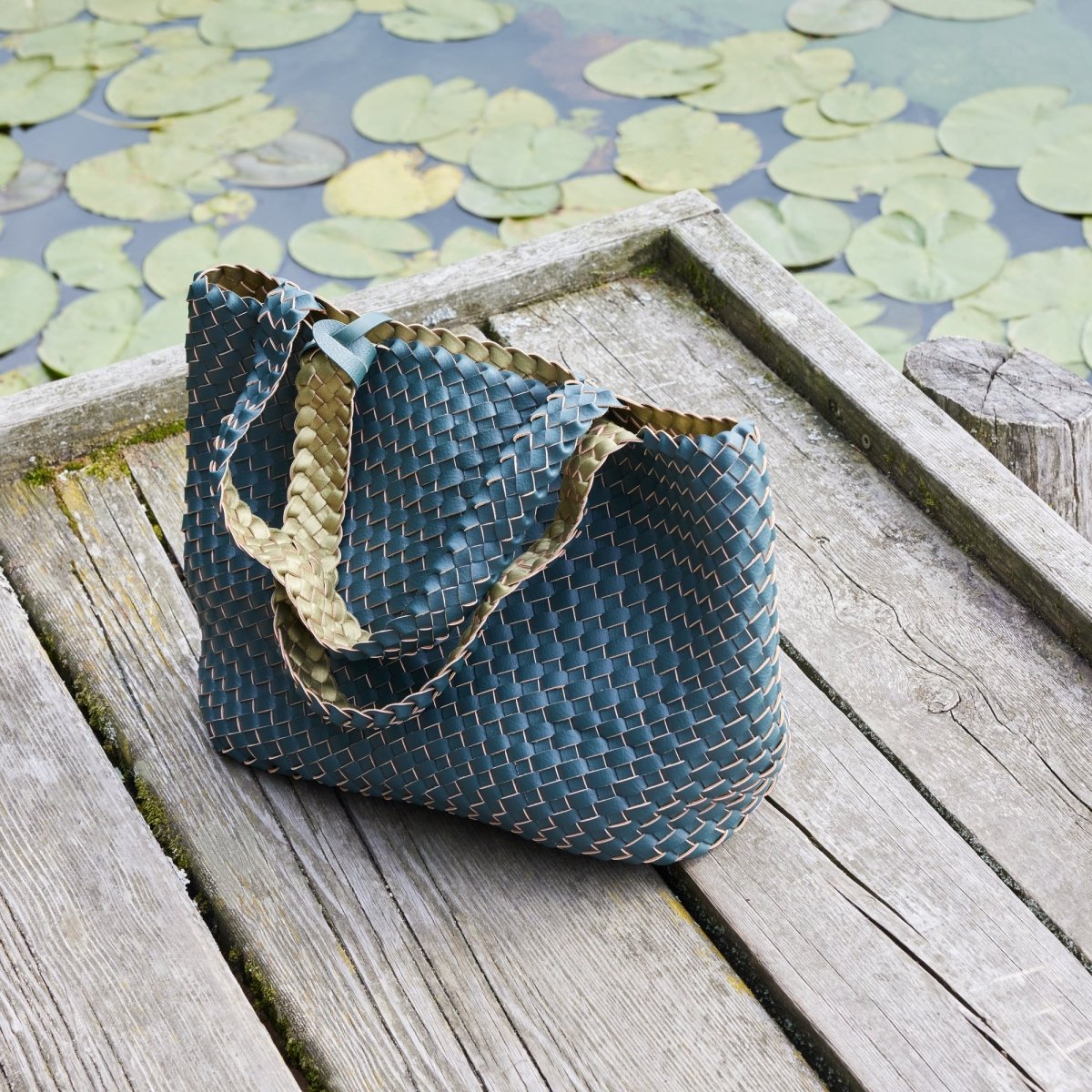 Reversible Tote Bag BAG08 M | Beetle Dark Green Metallic | Bag | Ilse Jacobsen