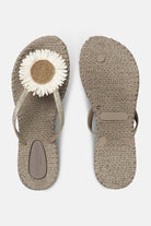 Slipper met bloem CHEERFUL16F | Atmosphere | Flip Flop | Ilse Jacobsen