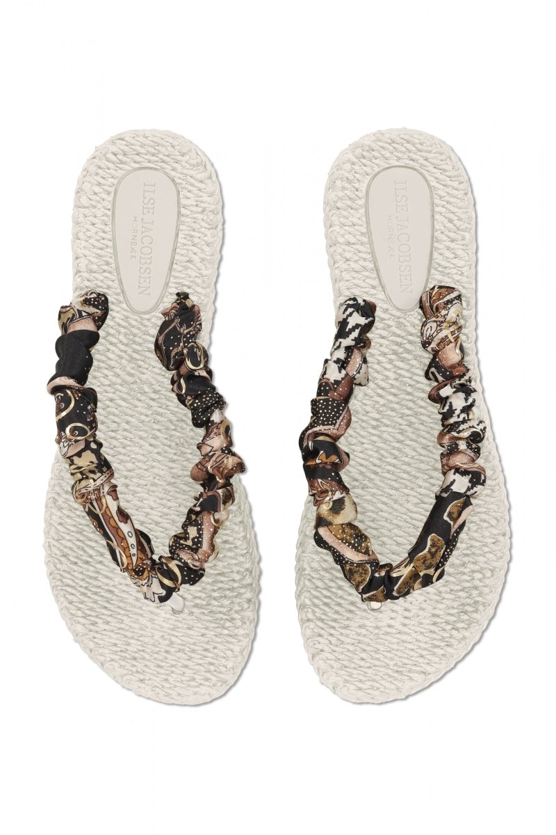 Slippers met stoffen band CHEERFUL05 | Creme | Flip Flop | Ilse Jacobsen