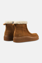 Suède laarsjes met lamsvacht CALIRA01 | Cashew Clay | Shoes | Ilse Jacobsen
