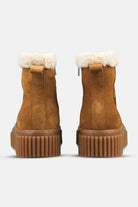 Suède laarsjes met lamsvacht CALIRA01 | Cashew Clay | Shoes | Ilse Jacobsen